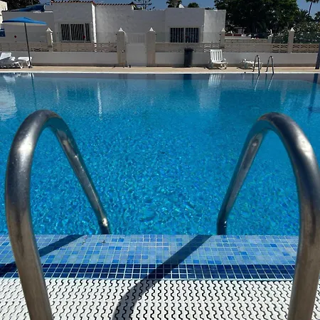 Cozy Apartment With Pool In Costa Silencio *