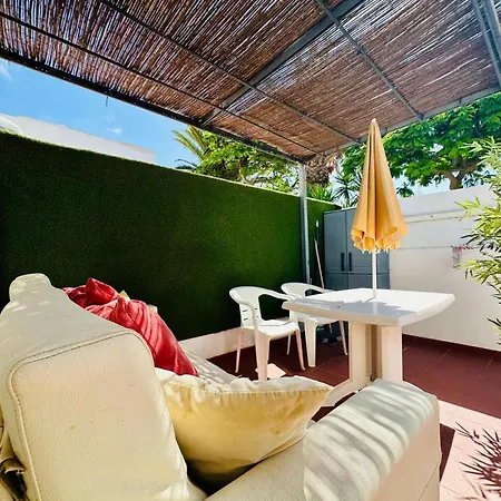 Sunny With Private Terrace Pool Access