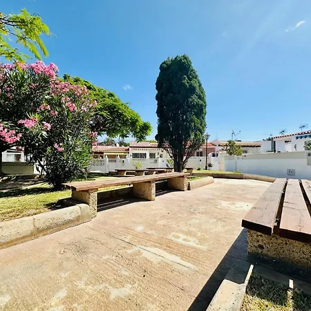 Apartamento Sunny With Private Terrace Pool Access